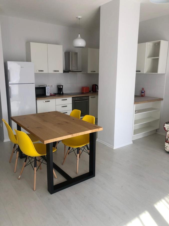 Апартаменты Smart Apartament Орадя Экстерьер фото