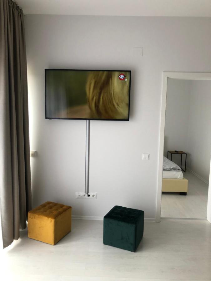 Апартаменты Smart Apartament Орадя Экстерьер фото