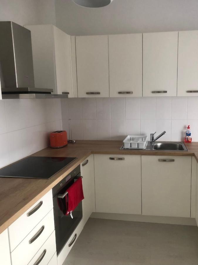Апартаменты Smart Apartament Орадя Экстерьер фото